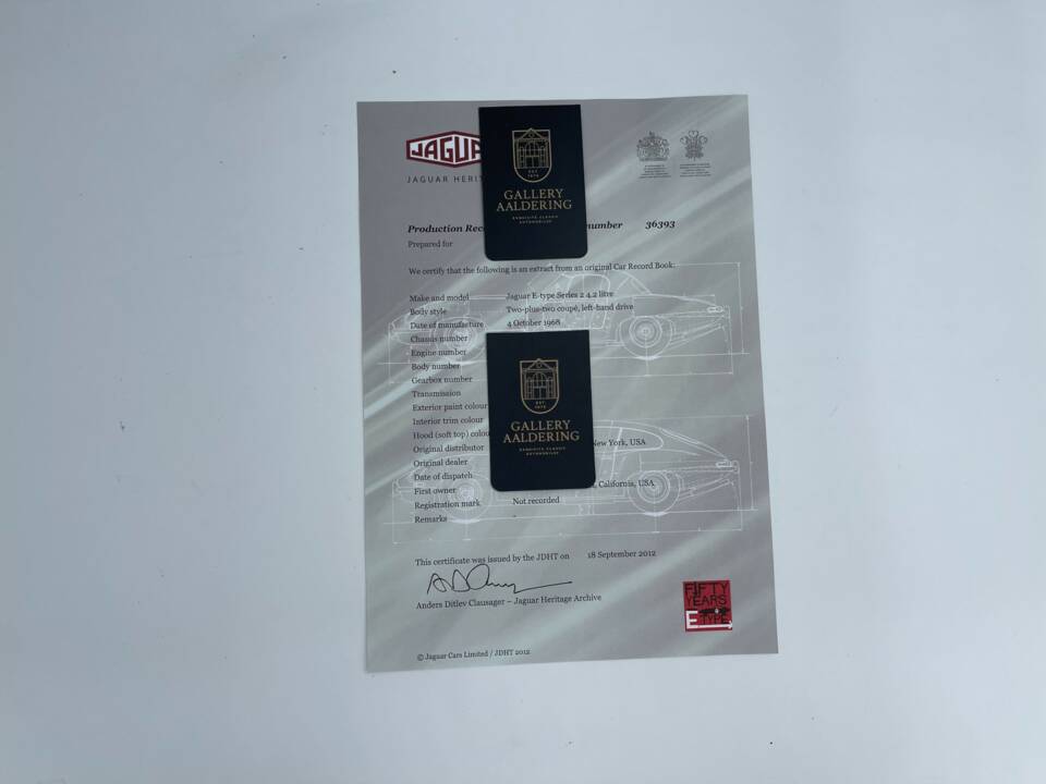 Image 15/50 de Jaguar E-Type (1969)