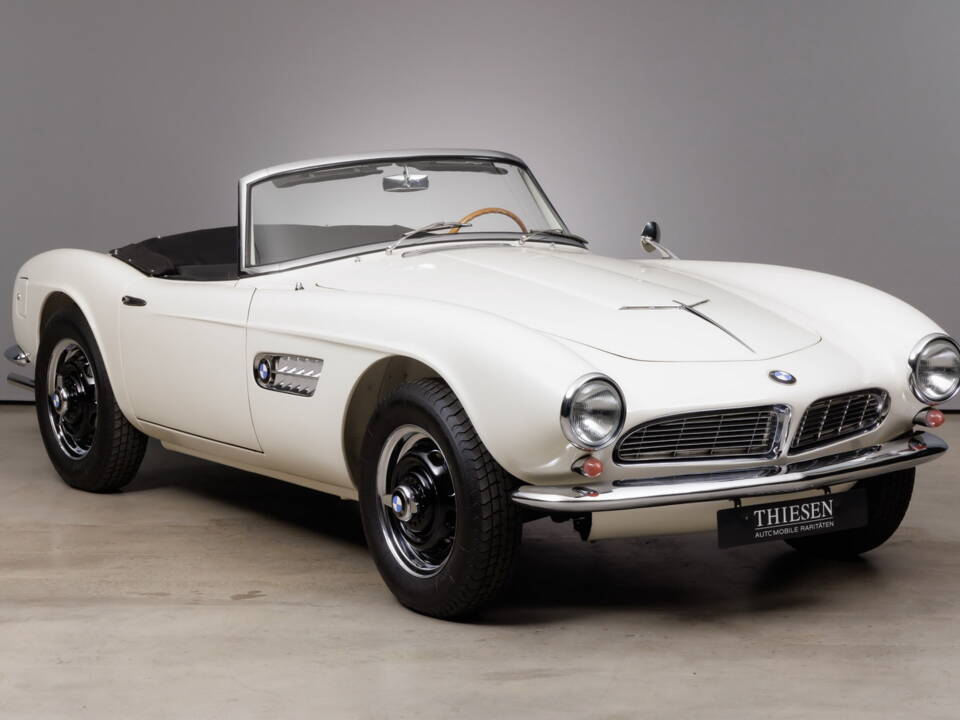 Image 10/45 of BMW 507 (1959)