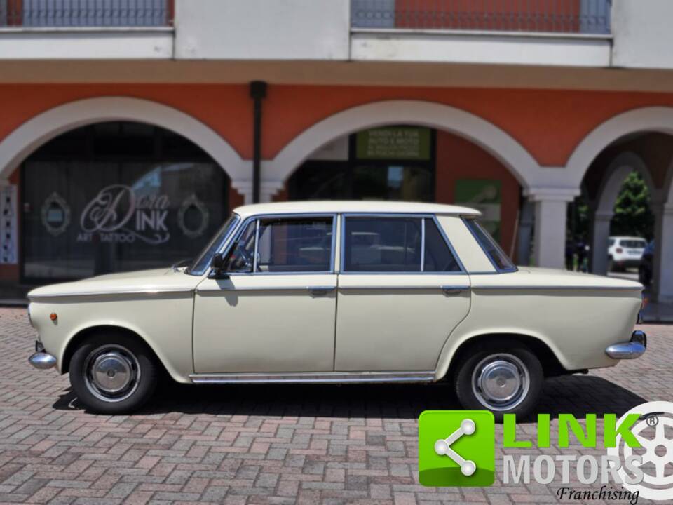 Image 4/10 of FIAT 1500 (1961)