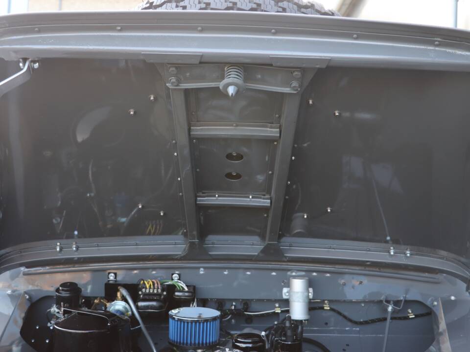 Bild 40/64 von Land Rover 88 (1958)