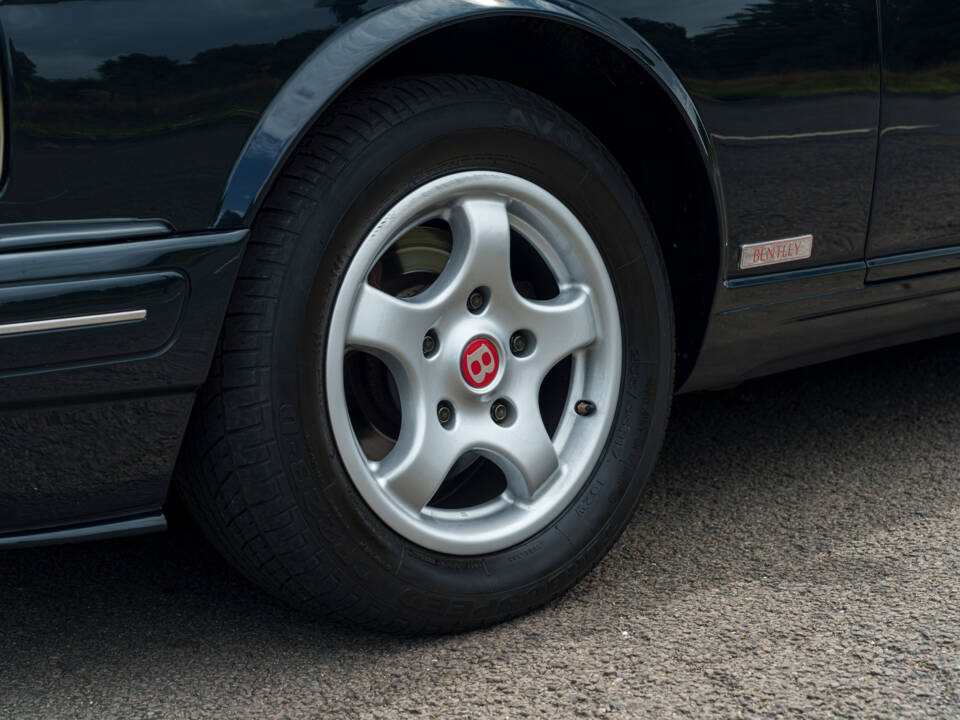 Bild 9/30 von Bentley Turbo RT (1997)