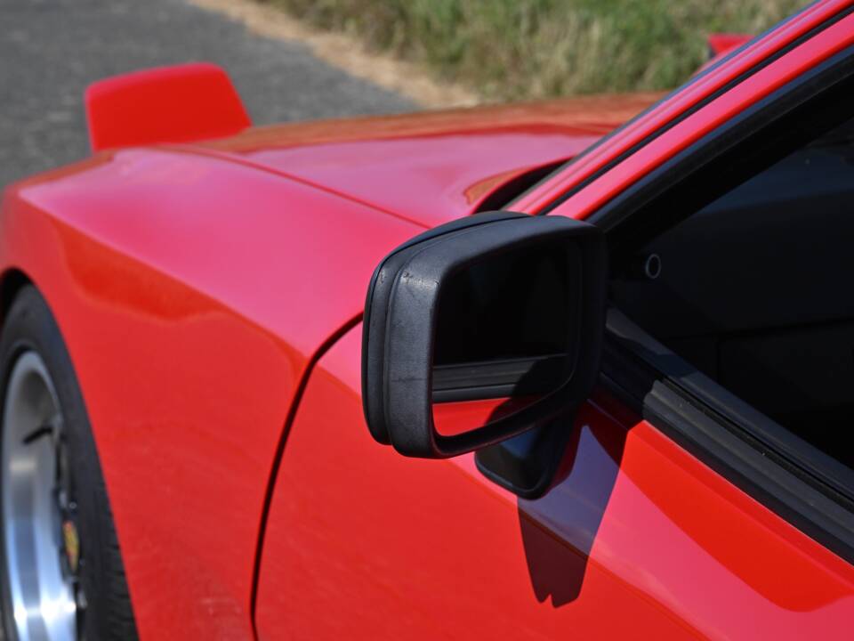 Image 36/50 of Porsche 924 Carrera GT (1986)