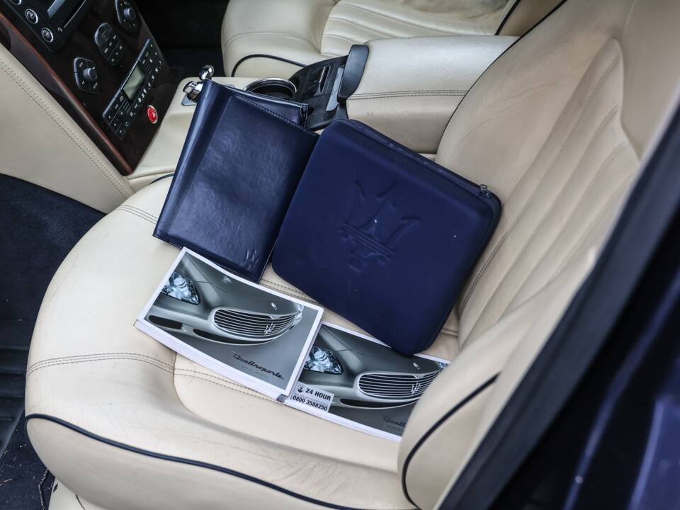 Bild 34/43 von Maserati Quattroporte 4.2 (2004)