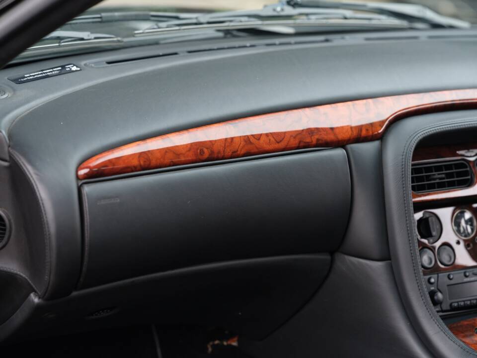 Bild 10/42 von Aston Martin DB 7 Vantage (2001)