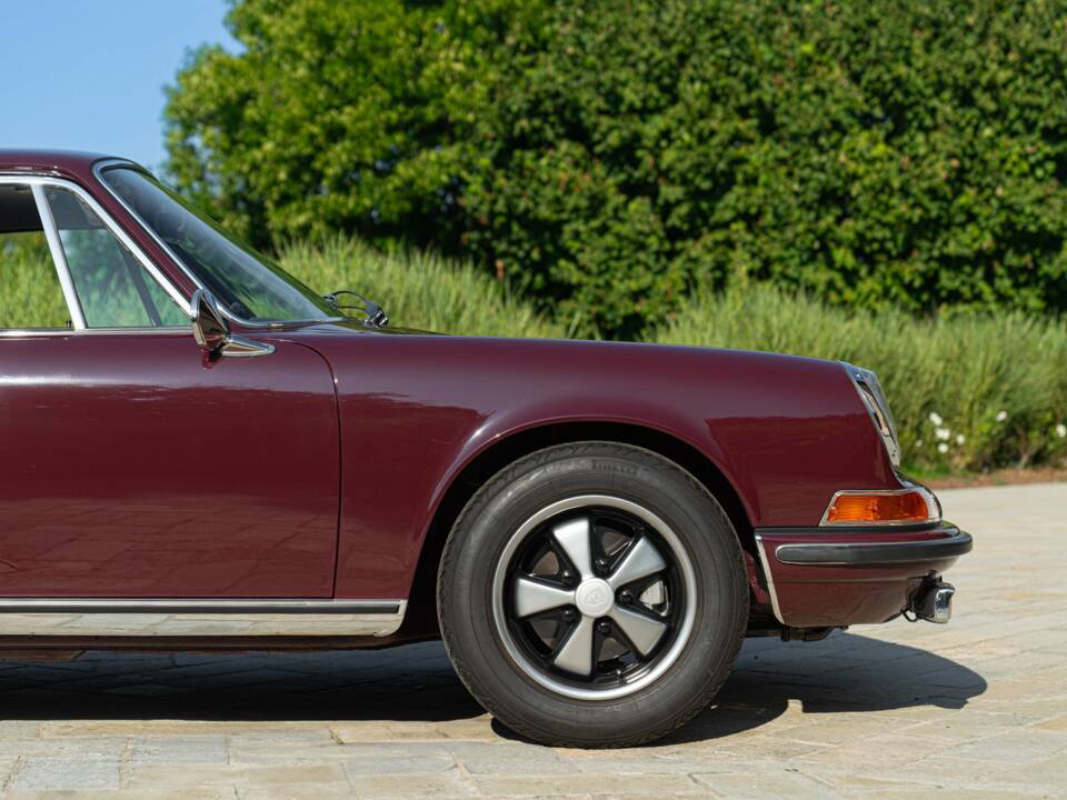 Image 21/50 of Porsche 911 2.2 S (1971)