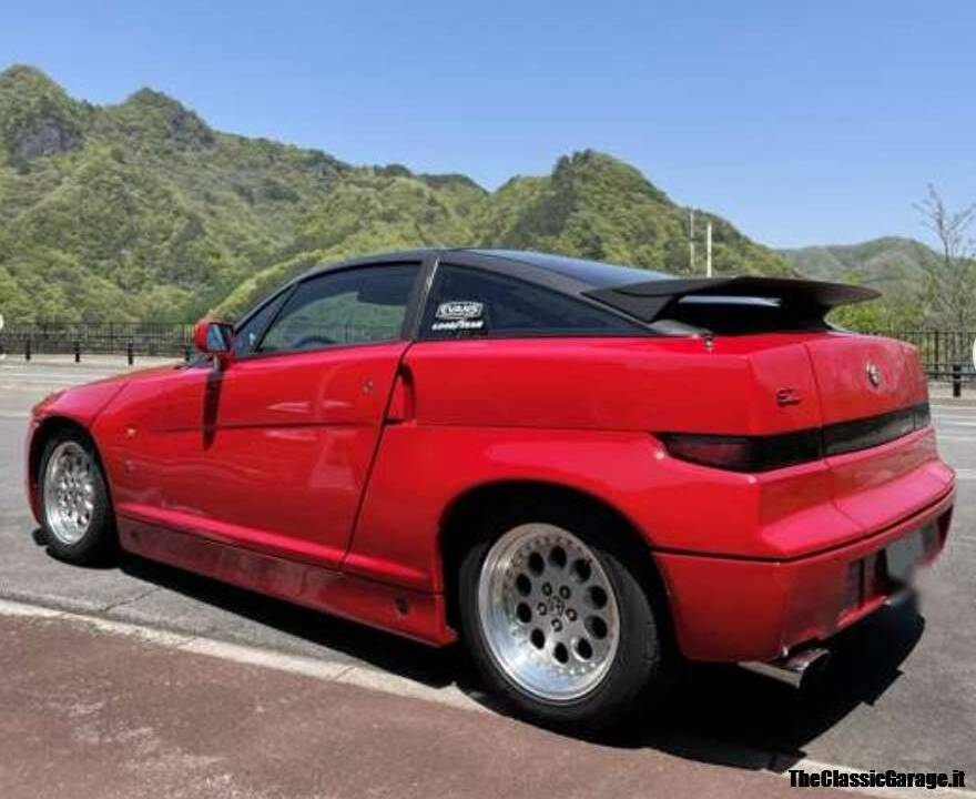 Afbeelding 4/24 van Alfa Romeo SZ (1992)