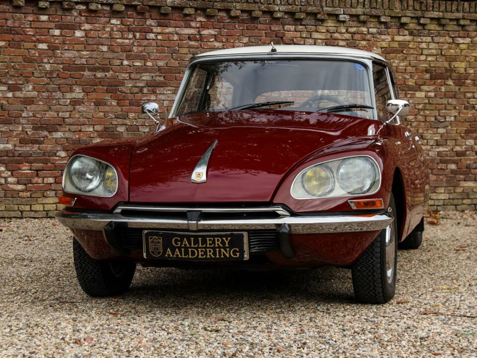 Image 12/50 de Citroën DS 21 (1971)