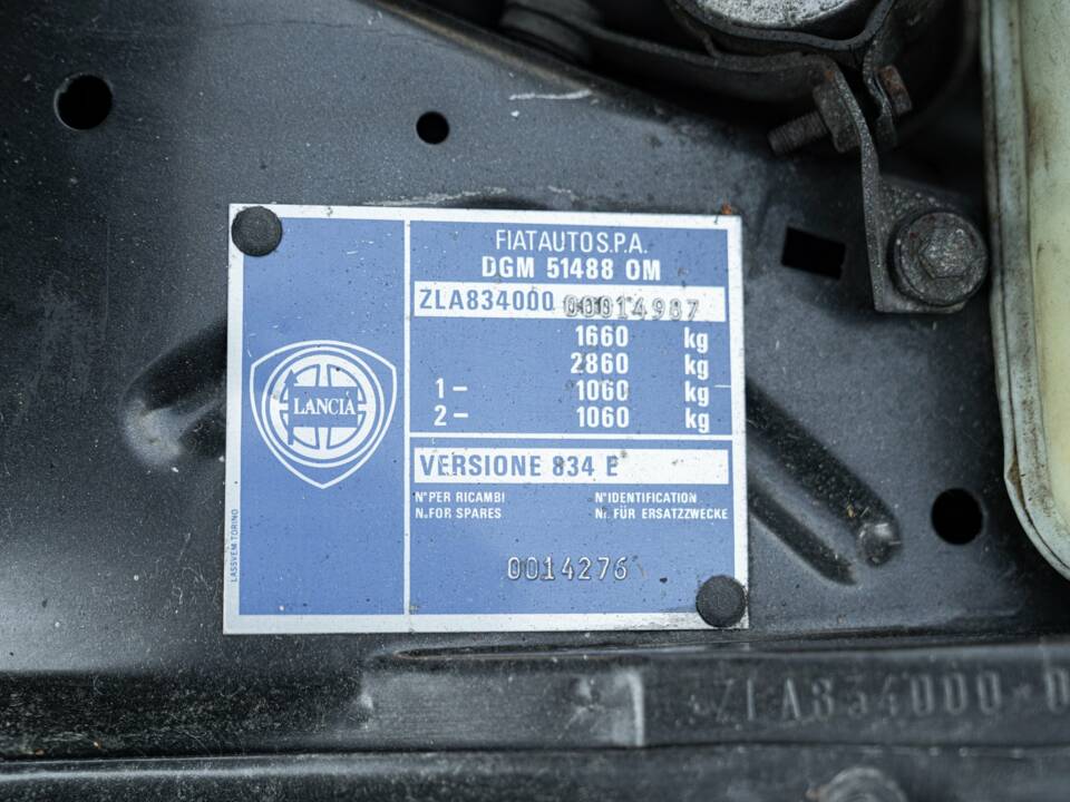 Bild 37/40 von Lancia Thema 6V (1985)