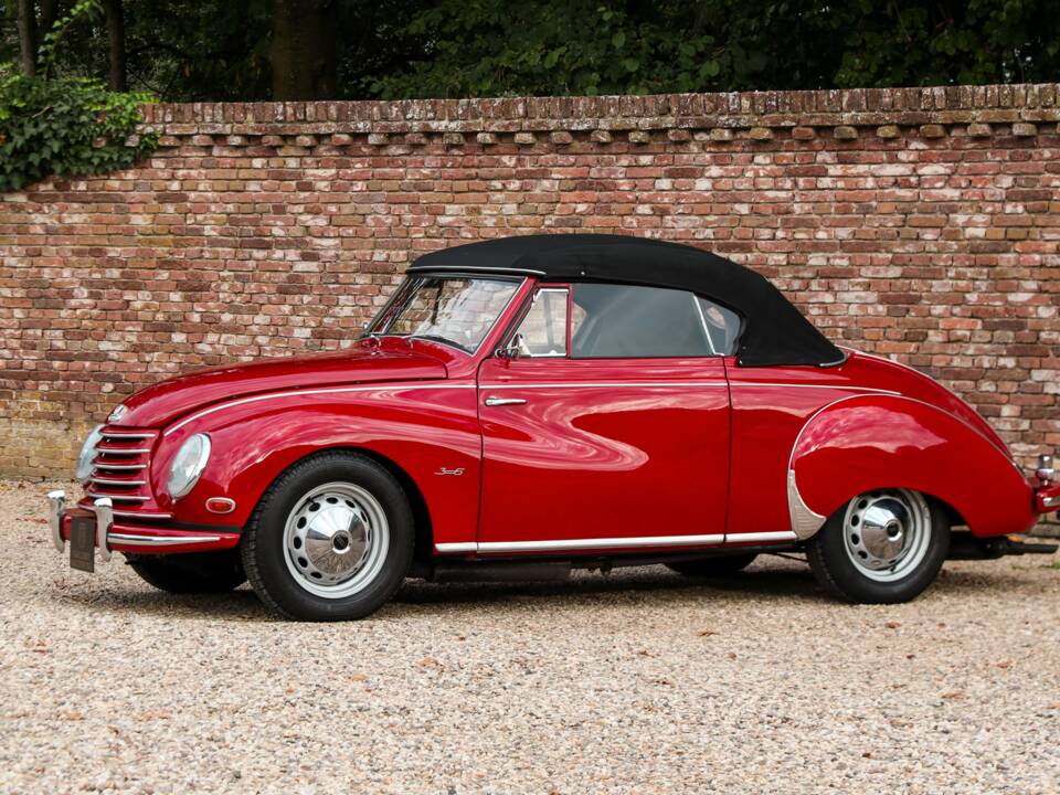 Image 18/50 of DKW Sonderklasse (1954)