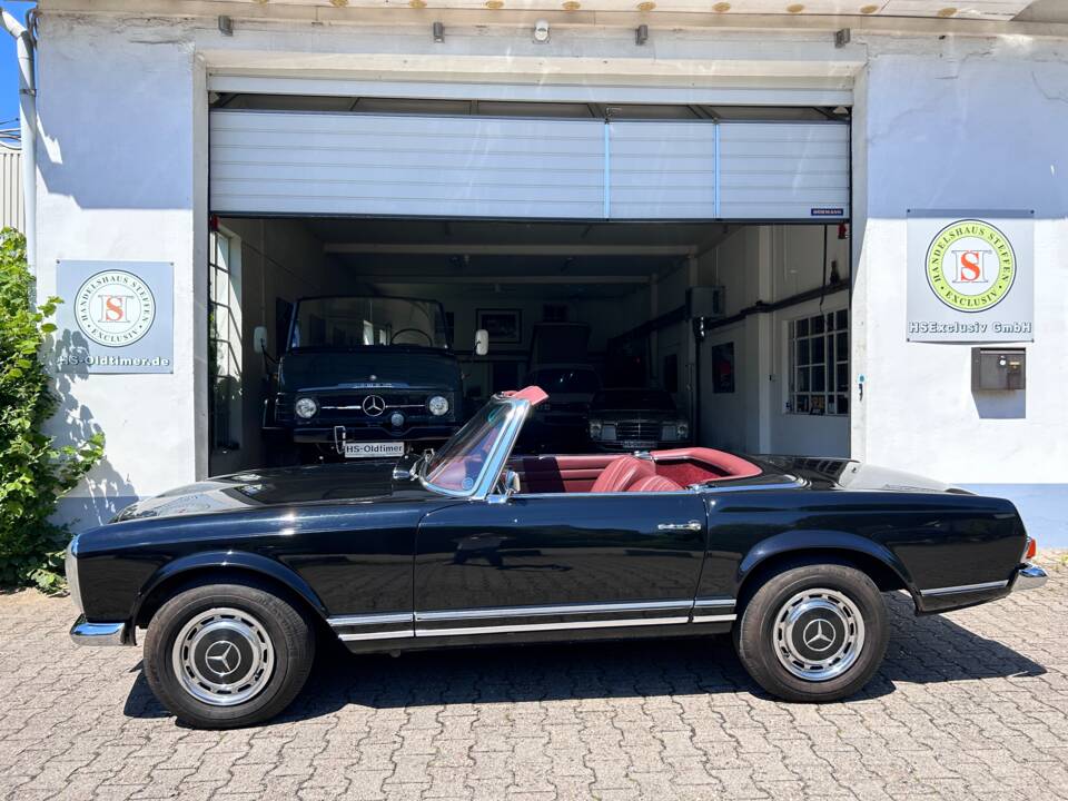 Image 36/36 of Mercedes-Benz 280 SL (1970)