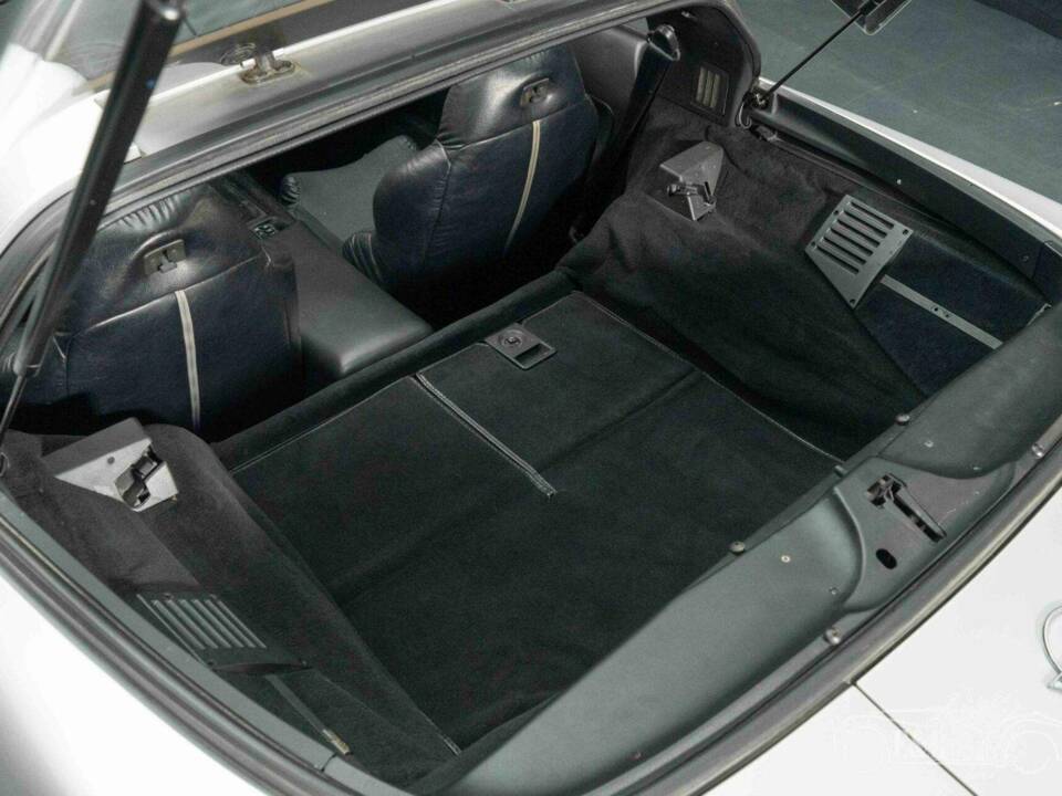 Image 17/19 of Chevrolet Corvette Collector Edition Convertible (1996)