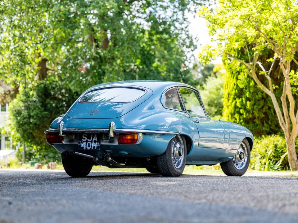 Bild 25/50 von Jaguar E-Type (2+2) (1969)