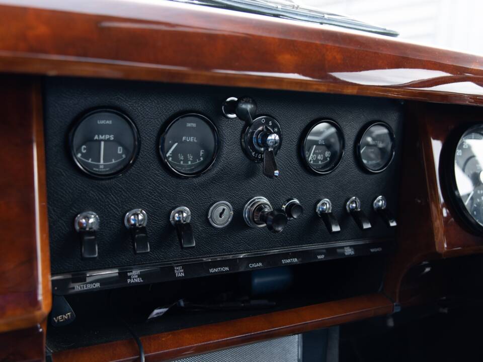 Bild 35/44 von Jaguar 340 (1968)