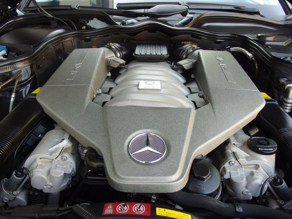 Image 72/98 of Mercedes-Benz E 63 AMG T (2008)