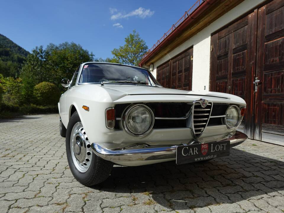Bild 67/67 von Alfa Romeo Giulia 1300 GT Junior (1968)