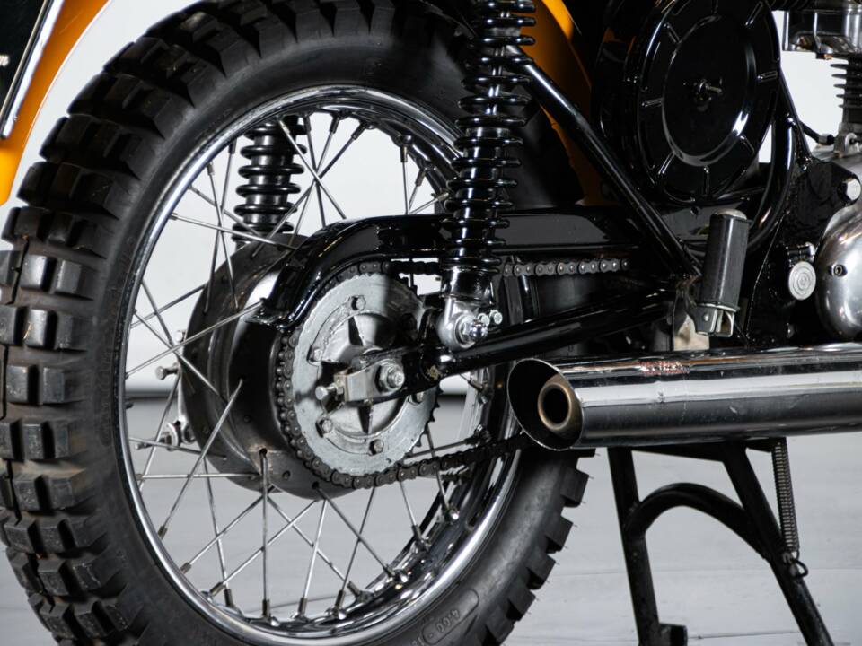 Immagine 36/50 di Ducati 250 Scrambler (1971)