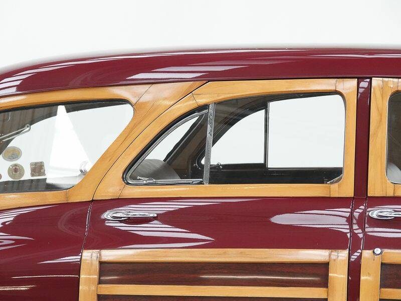 Afbeelding 15/15 van Packard Eight Station Sedan (1947)