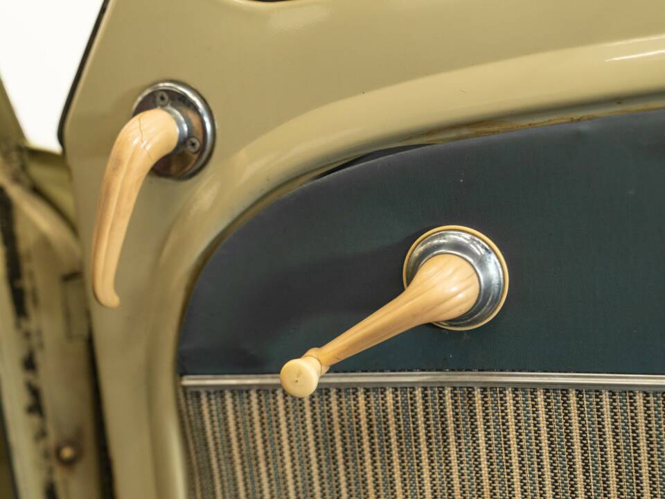 Image 18/29 of Renault Dauphine Gordini (1961)