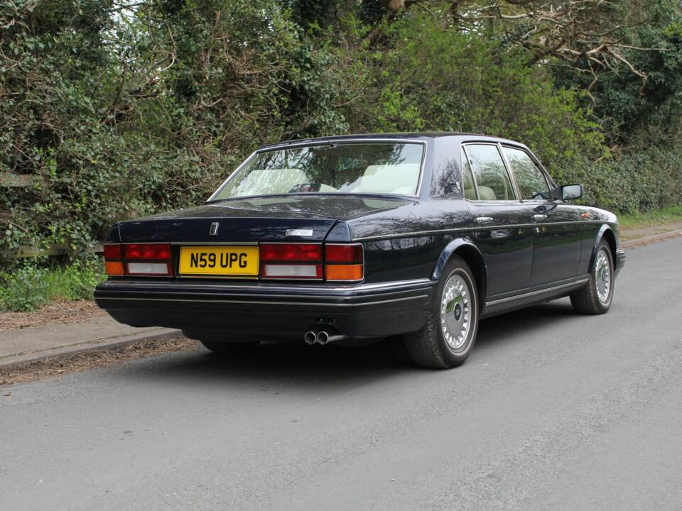 Image 6/20 of Rolls-Royce New Silver Spirit (1996)