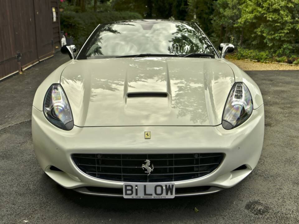 Bild 3/50 von Ferrari California (2010)