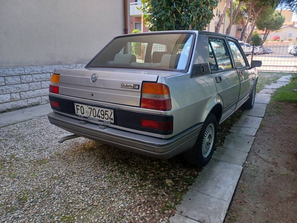 Immagine 17/81 di Alfa Romeo Giulietta 1.6 (1984)
