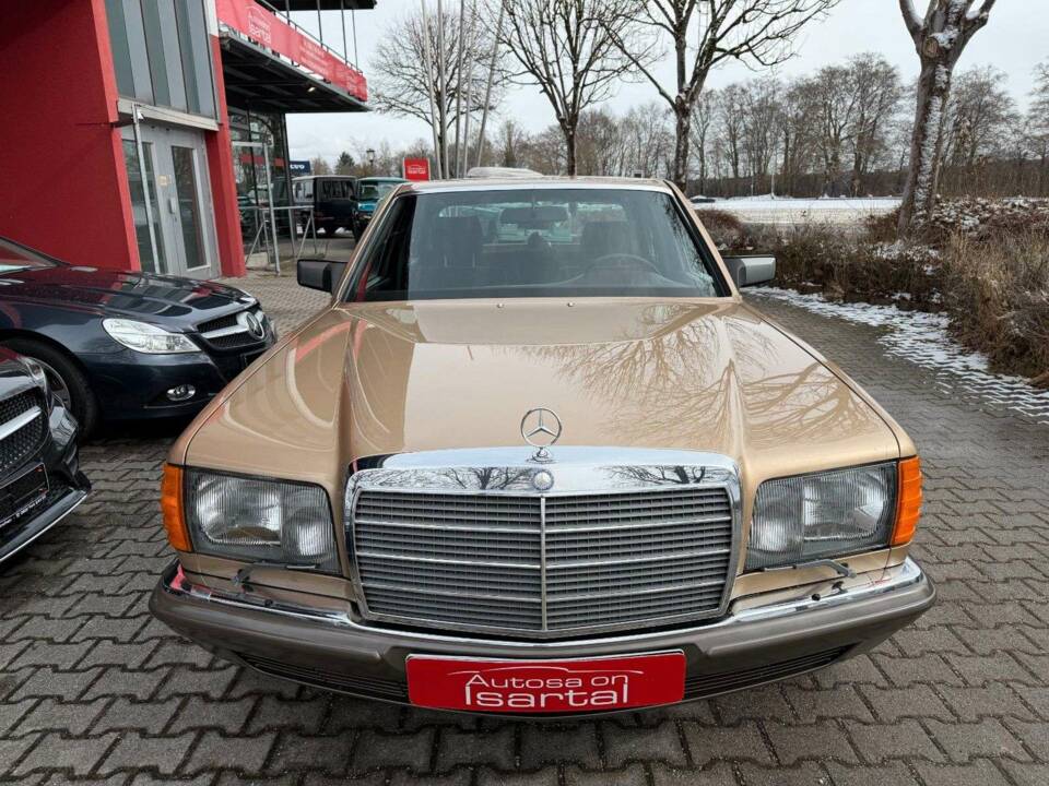 Bild 3/36 von Mercedes-Benz 380 SE (1981)
