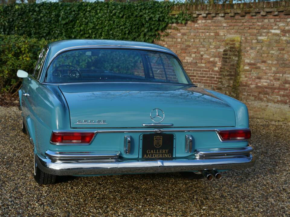 Bild 20/50 von Mercedes-Benz 250 SE (1967)