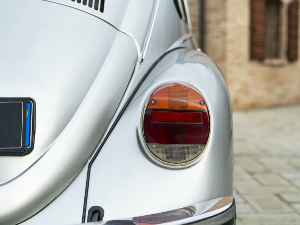 Image 10/49 of Volkswagen Beetle 1200 L (1982)