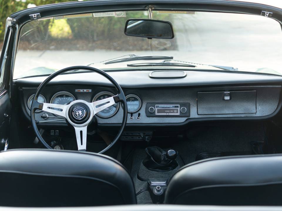 Imagen 38/50 de Alfa Romeo Giulia 1600 GTC (1965)