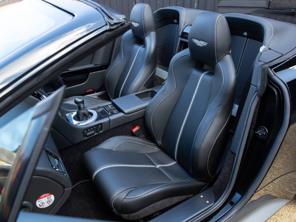 Bild 7/68 von Aston Martin V12 Vantage S (2018)