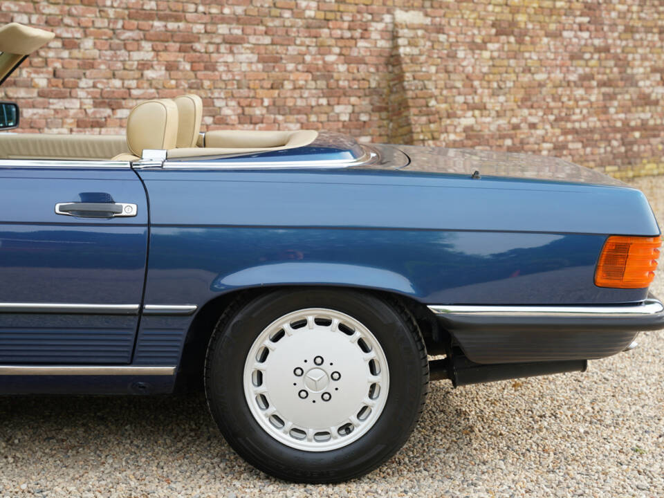 Immagine 18/50 di Mercedes-Benz 300 SL (1986)