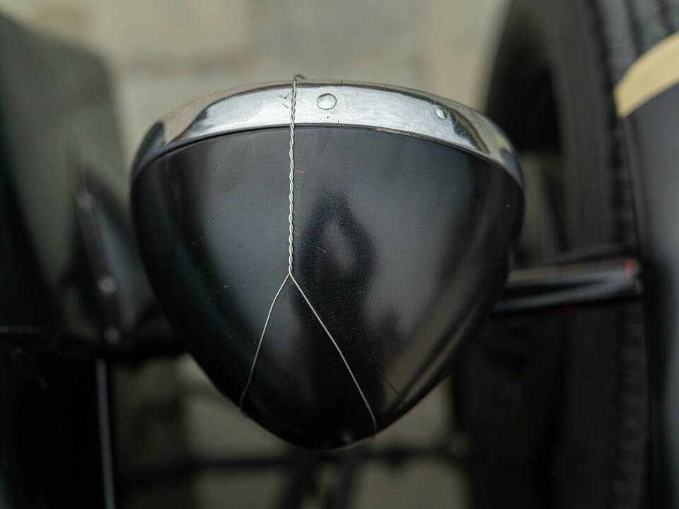 Image 30/50 of Grayson Sport Special (1939)