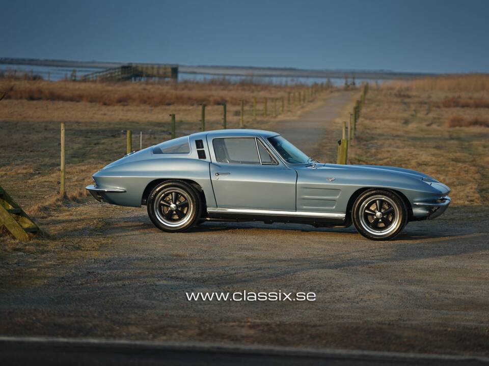 Immagine 8/21 di Chevrolet Corvette Sting Ray (1964)