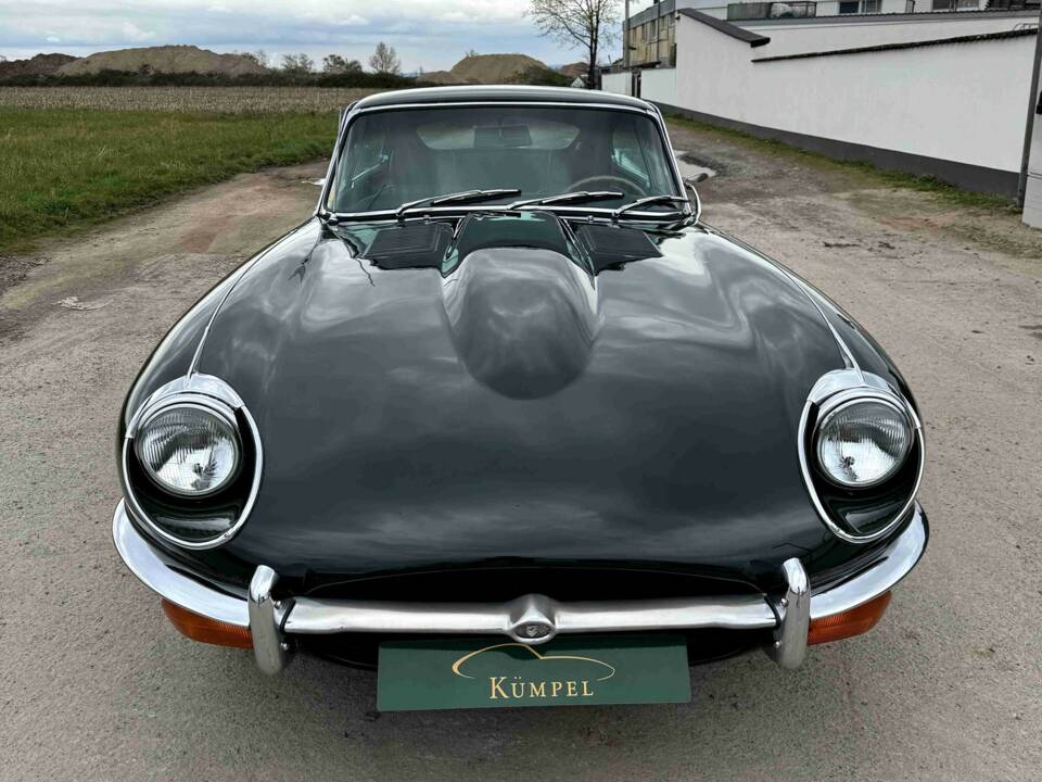 Image 11/50 de Jaguar E-Type (1969)