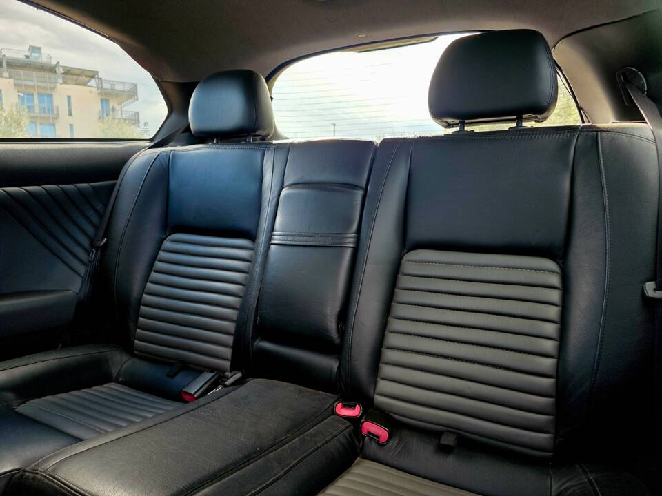 Imagen 18/31 de Alfa Romeo 147 3.2 GTA (2002)