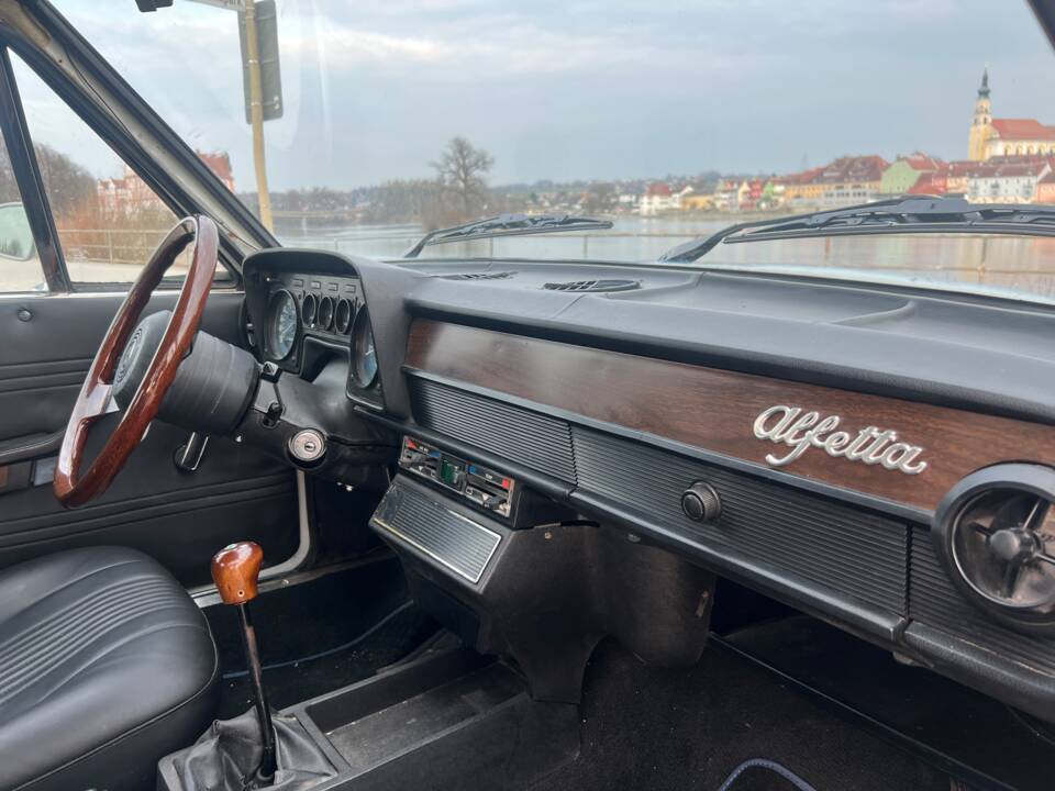 Bild 13/17 von Alfa Romeo Alfetta 1.8 (1979)