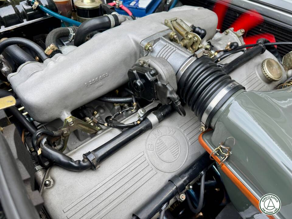 Bild 40/51 von BMW 3,0 CSi (1975)