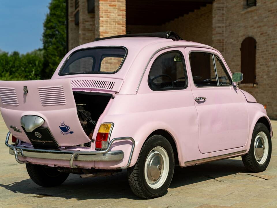 Image 39/46 de FIAT 500 L (1971)