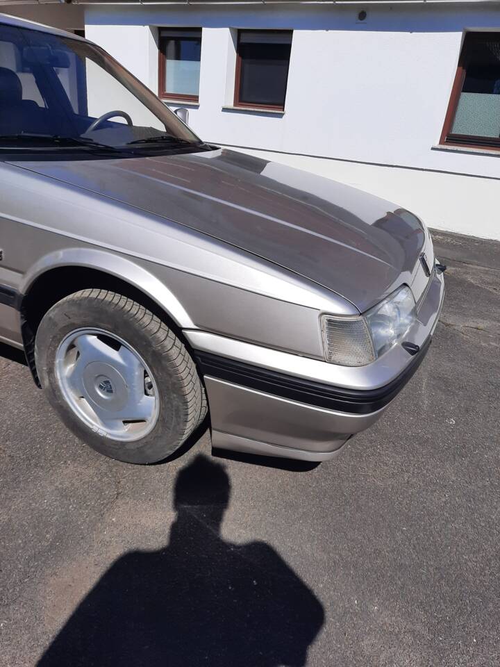 Image 2/48 of Rover 827 Si (1992)