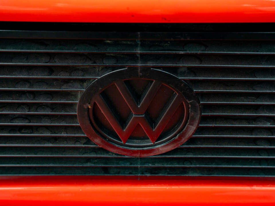 Afbeelding 49/61 van Volkswagen Golf Mk I GTI Pirelli 1.8 (1983)