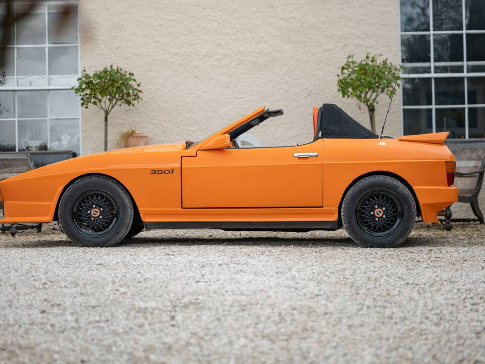 Image 18/50 of TVR Tasmin Series 1 (1985)