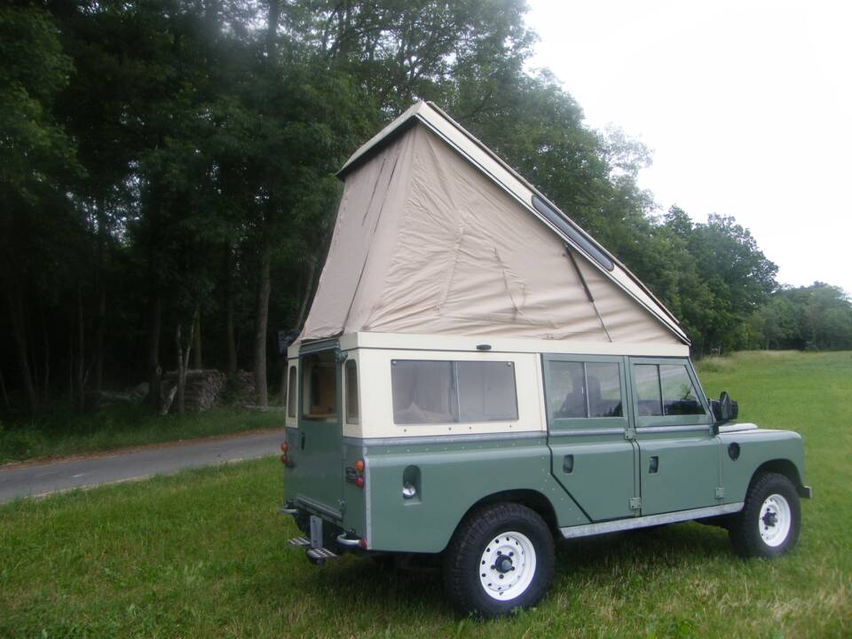 Afbeelding 68/94 van Land Rover 109 (1966)