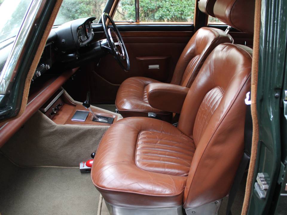 Image 12/19 of Rover 3.5 Litre (1970)
