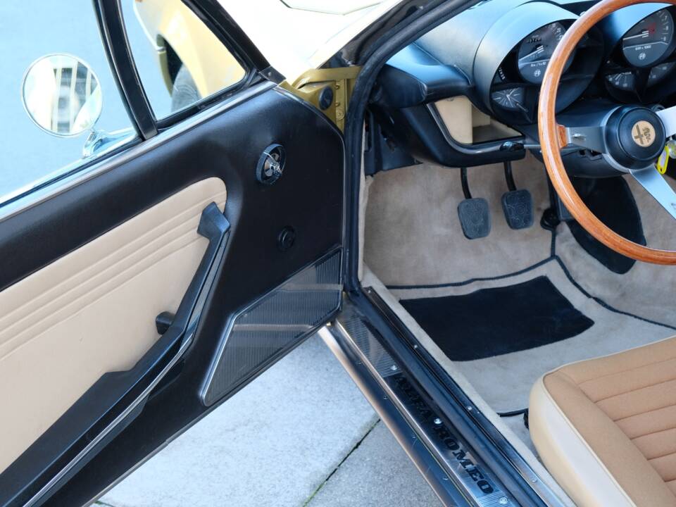 Bild 40/68 von Alfa Romeo Montreal (1973)