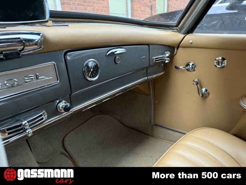 Image 13/15 of Mercedes-Benz 190 SL (1960)