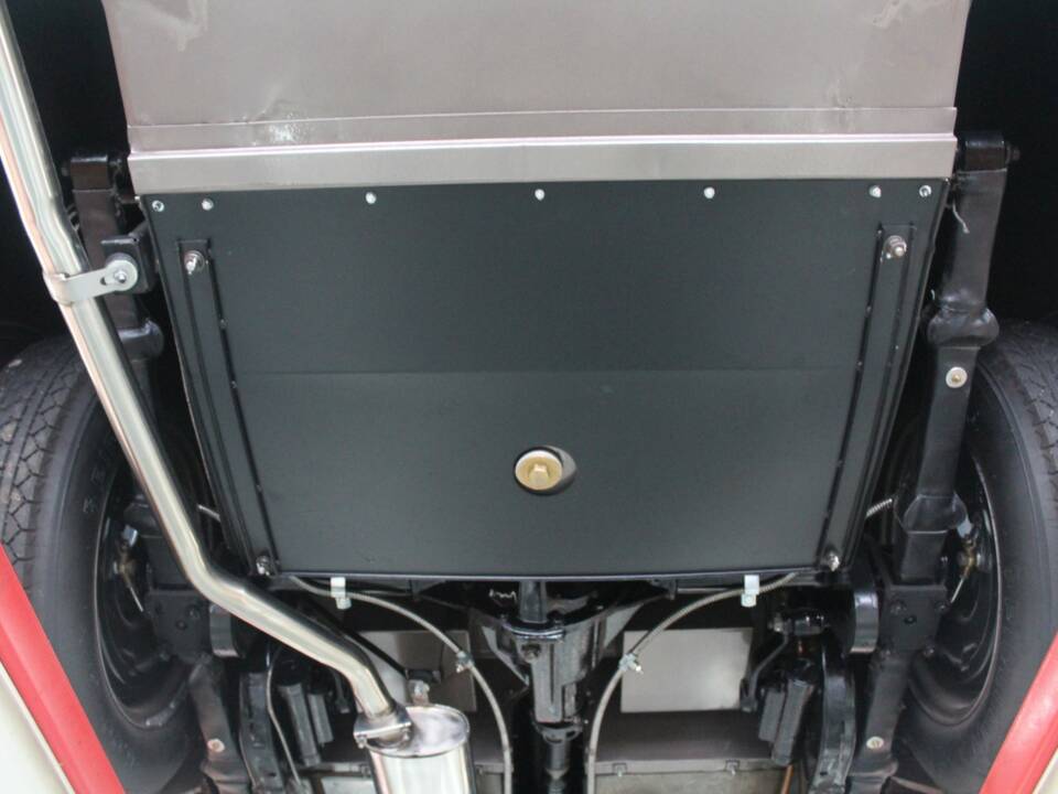 Bild 49/50 von Jaguar XK 120 OTS (1952)