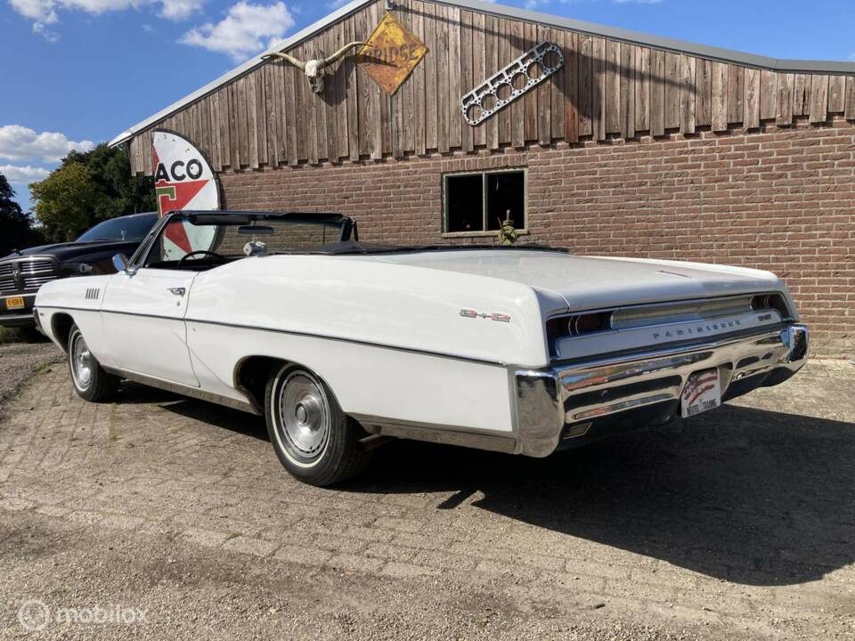 Image 36/50 of Pontiac Parisienne (1967)