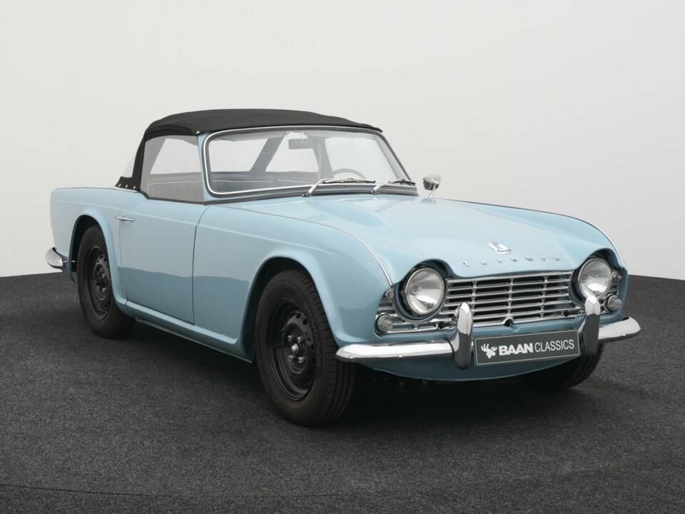 Bild 2/24 von Triumph TR 4A (1965)