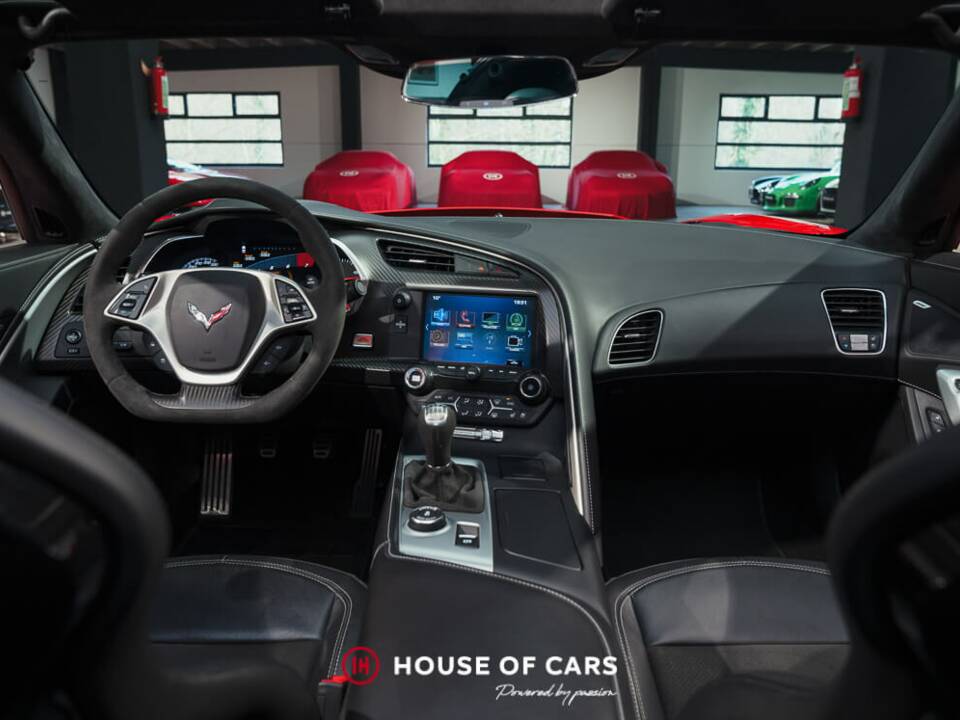 Image 15/23 of Chevrolet Corvette Stingray (2019)