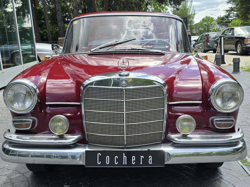 Image 7/21 of Mercedes-Benz 200 D (1968)